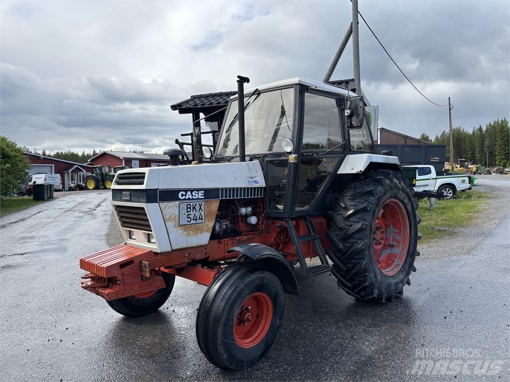 Case IH 1490 4WD Traktorer