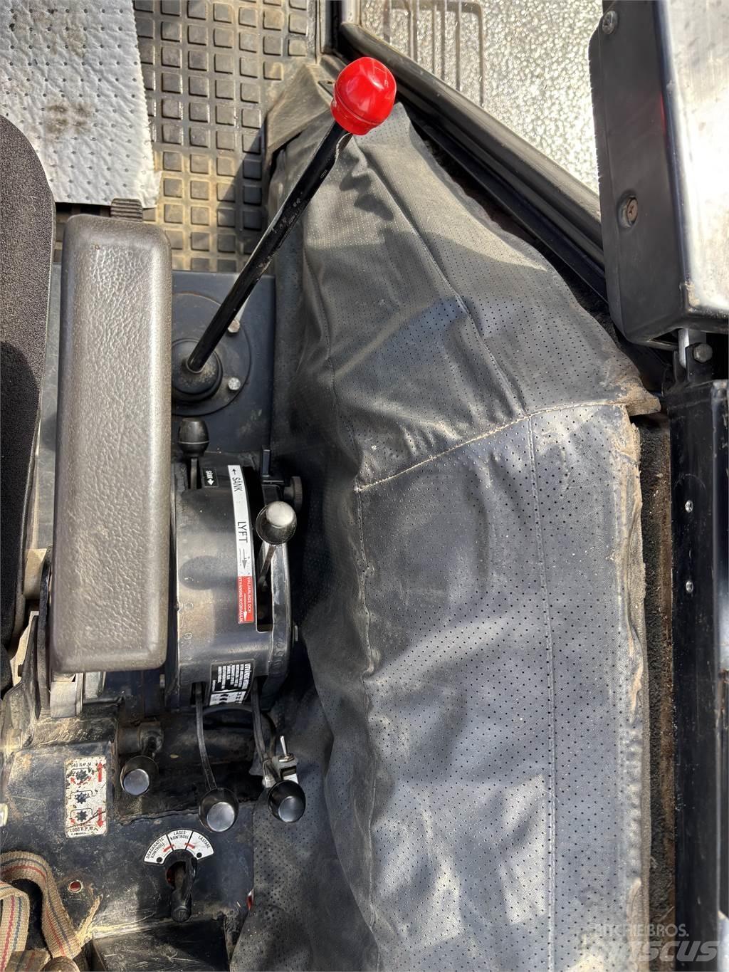 Case IH 1490 4WD Traktorer