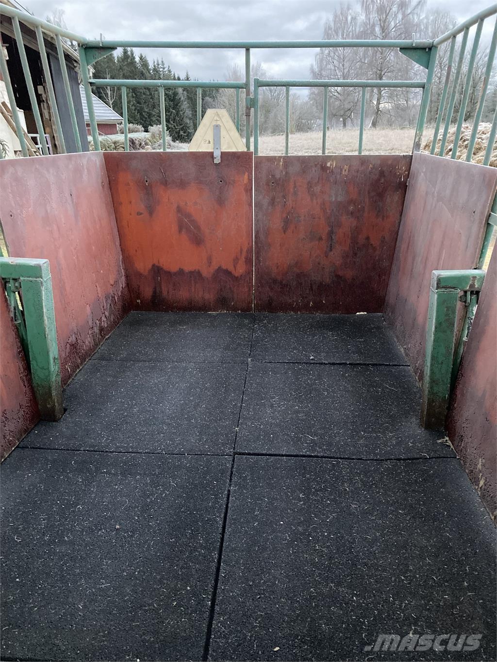  DJURVAGN Övrigt lastning och gräv