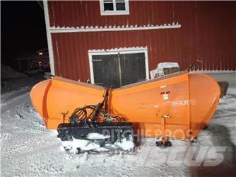 FMG PA300 Övrigt väg och snö