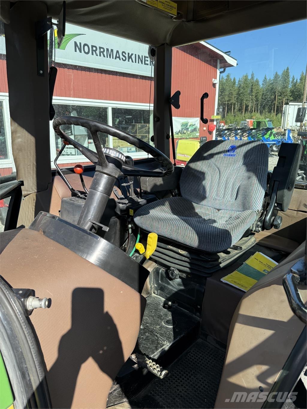 John Deere 1640 Traktorer