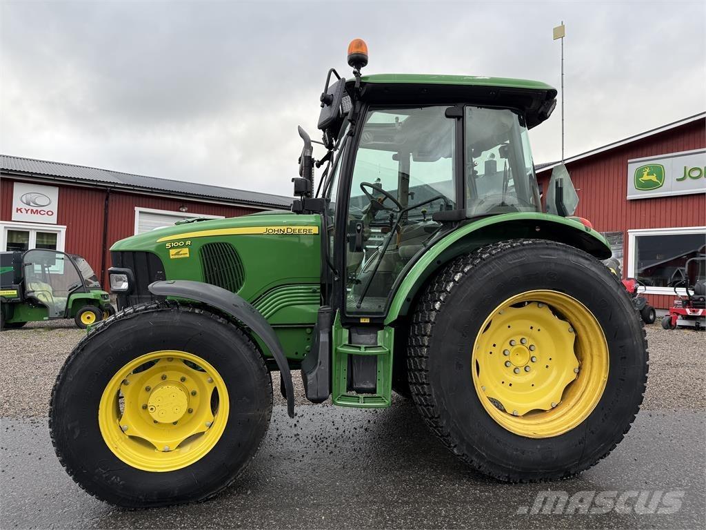 John Deere 5100R Traktorer