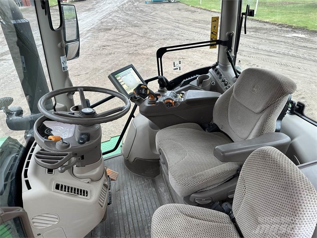 John Deere 6250R Traktorer