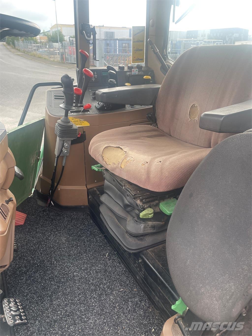 John Deere 6900 TRAKTOR Traktorer