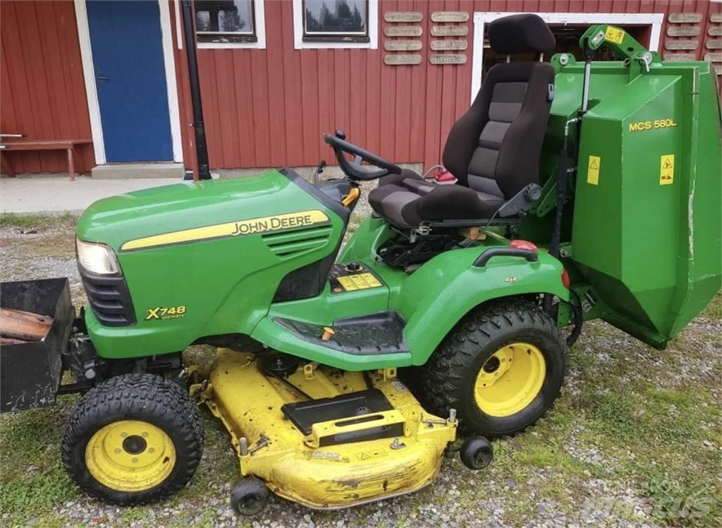 John Deere x748 Åkgräsklippare