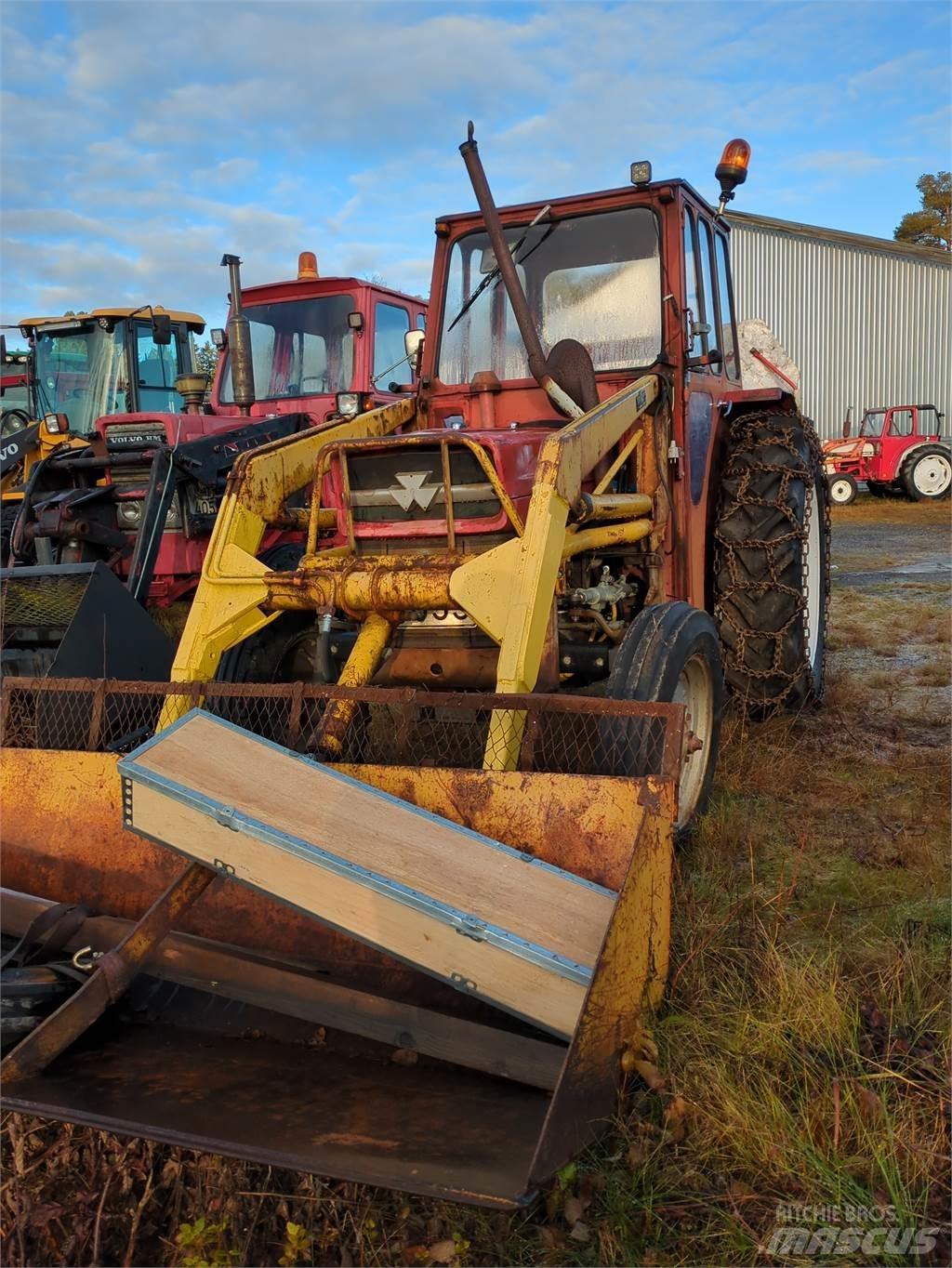 Massey Ferguson 135 Traktorer