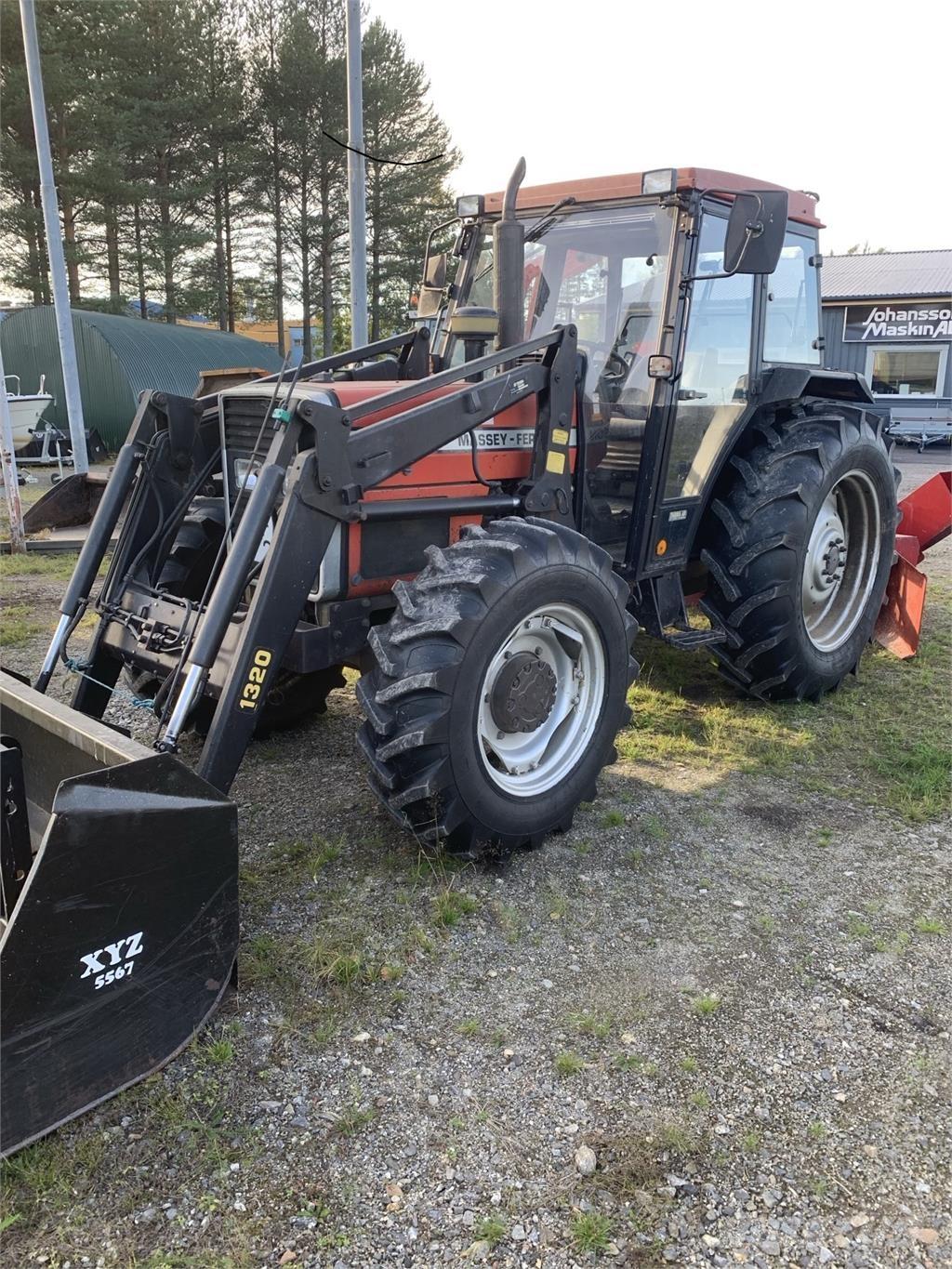 Massey Ferguson 365 4WD Traktorer