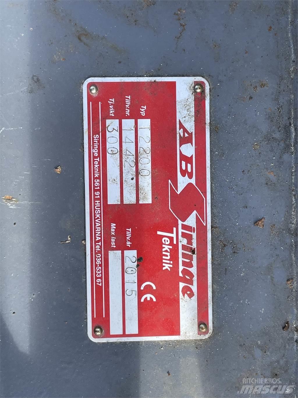 Siringe T 2200 Snöblad och plogar