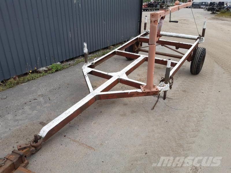  Skogvagn med vinch Skogsvagnar