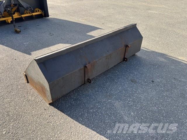  SNÖSKOPA 200 ÅLÖ TYP3 Övriga traktortillbehör