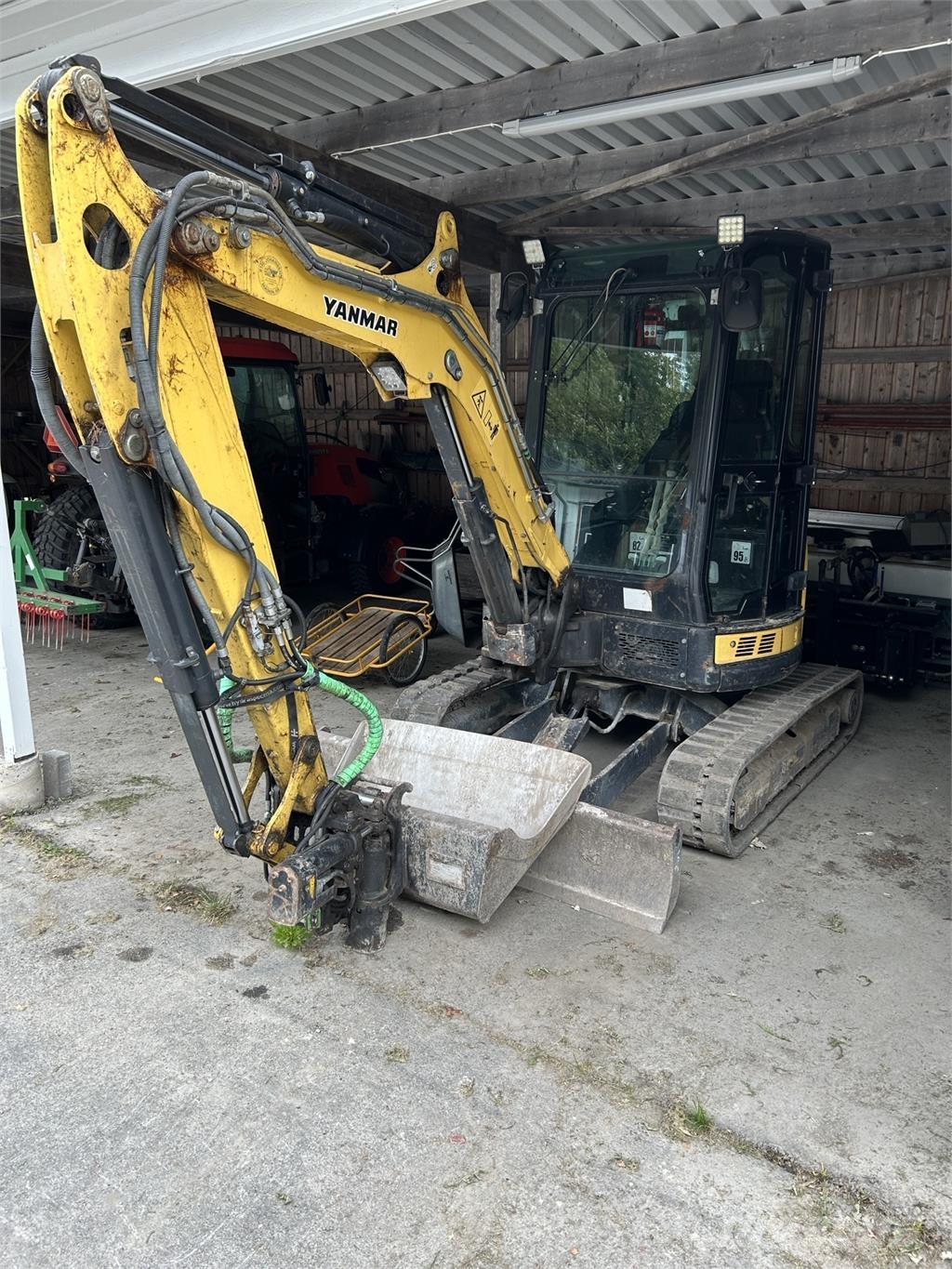 Yanmar VIO 38 GRÄVARE Hjullastare