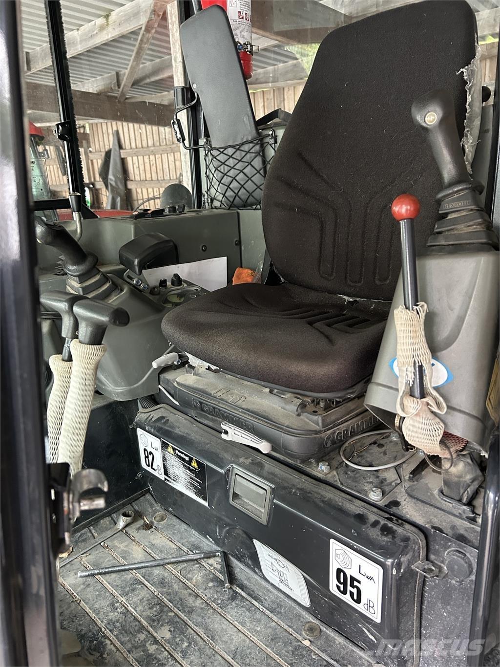 Yanmar VIO 38 GRÄVARE Hjullastare