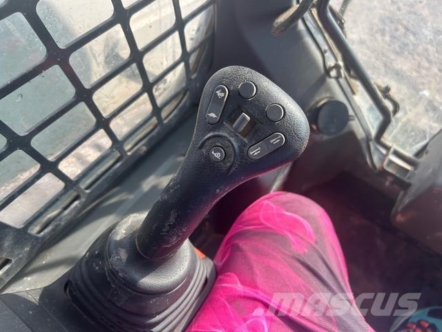 Bobcat T76 Kompaktlastare