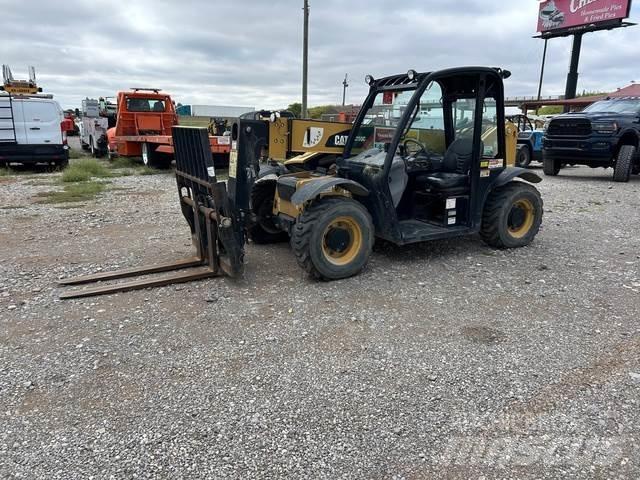 CAT TH255C Teleskoplastare