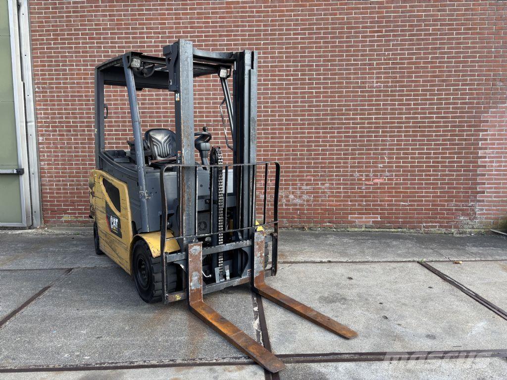 CAT 2EPC5000 Elmotviktstruckar