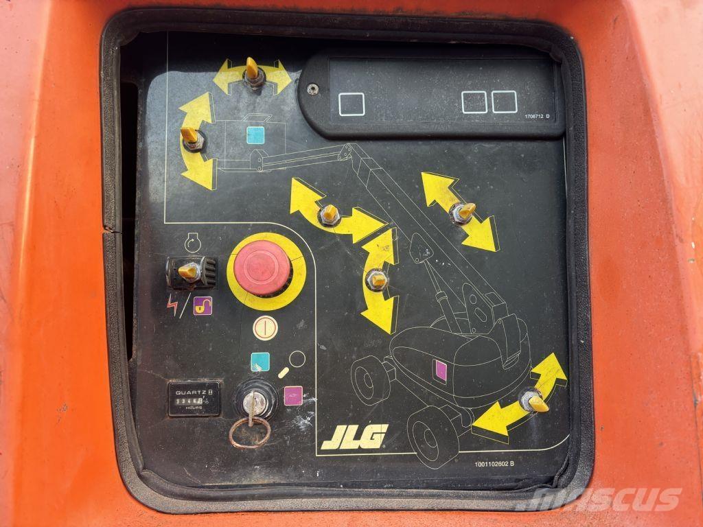 JLG 660 SJ Bomliftar