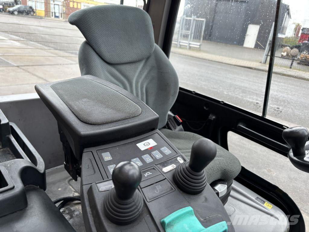 Jungheinrich EFG 425s Elmotviktstruckar