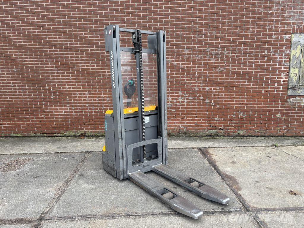 Jungheinrich EJC 112 Staplare-led