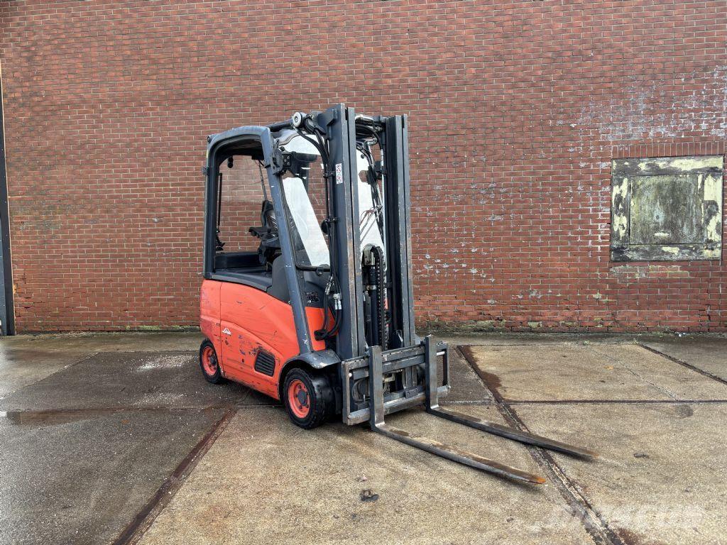 Linde E16PH-01 Elmotviktstruckar