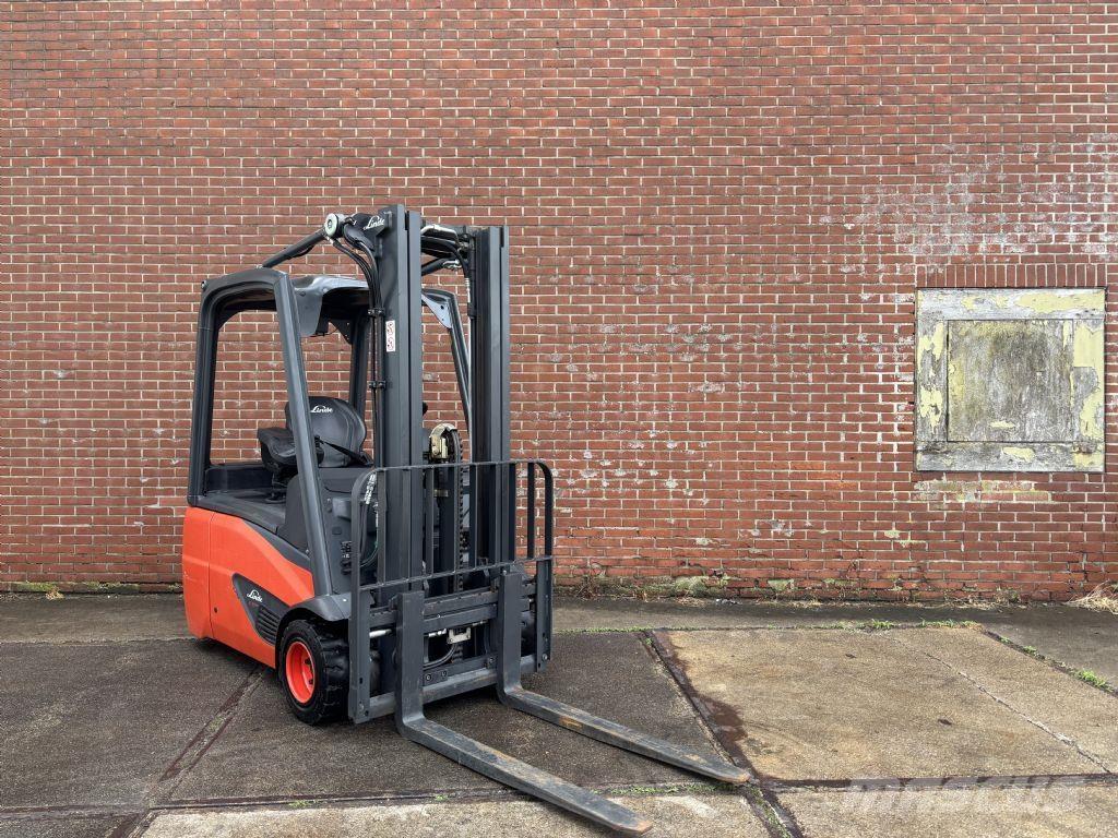 Linde E18-02 Elmotviktstruckar