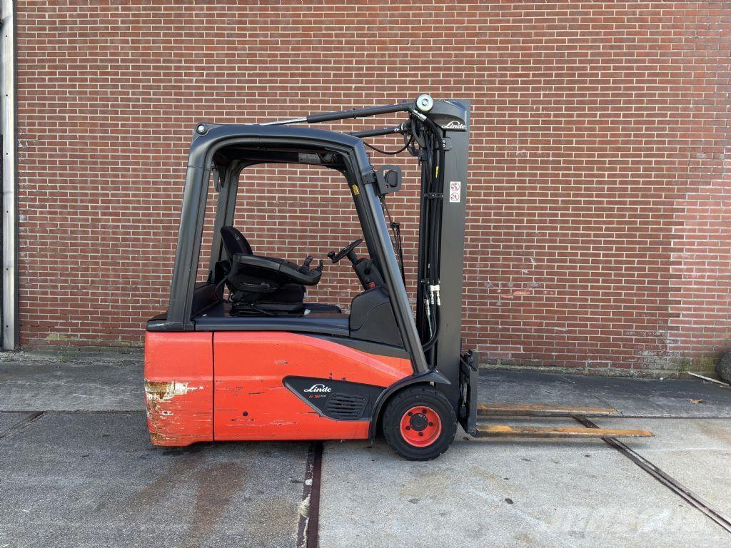 Linde E18L-02 Elmotviktstruckar