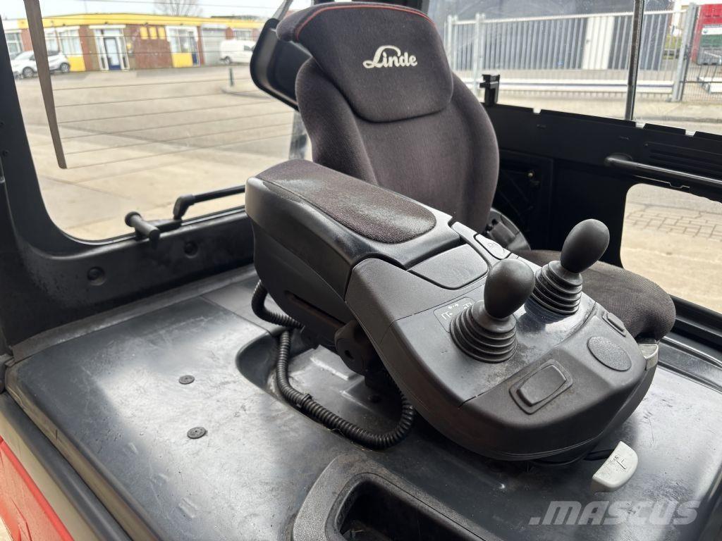 Linde E25HL-01/600 Elmotviktstruckar