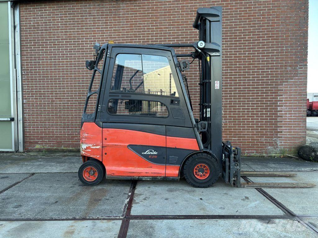 Linde E25HL-01/600 Elmotviktstruckar