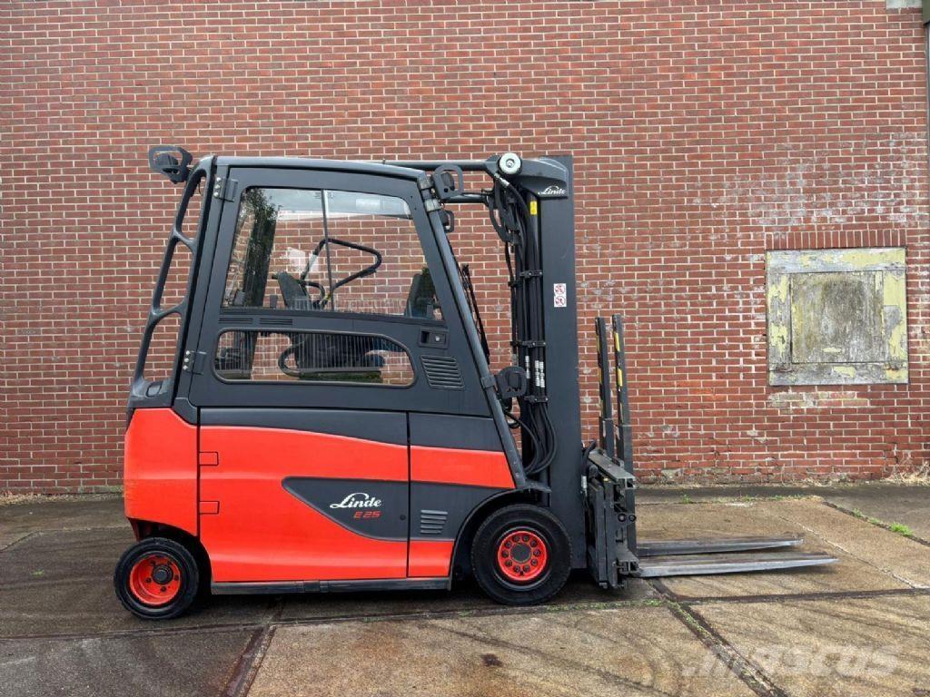 Linde E25HL-01/600 Elmotviktstruckar