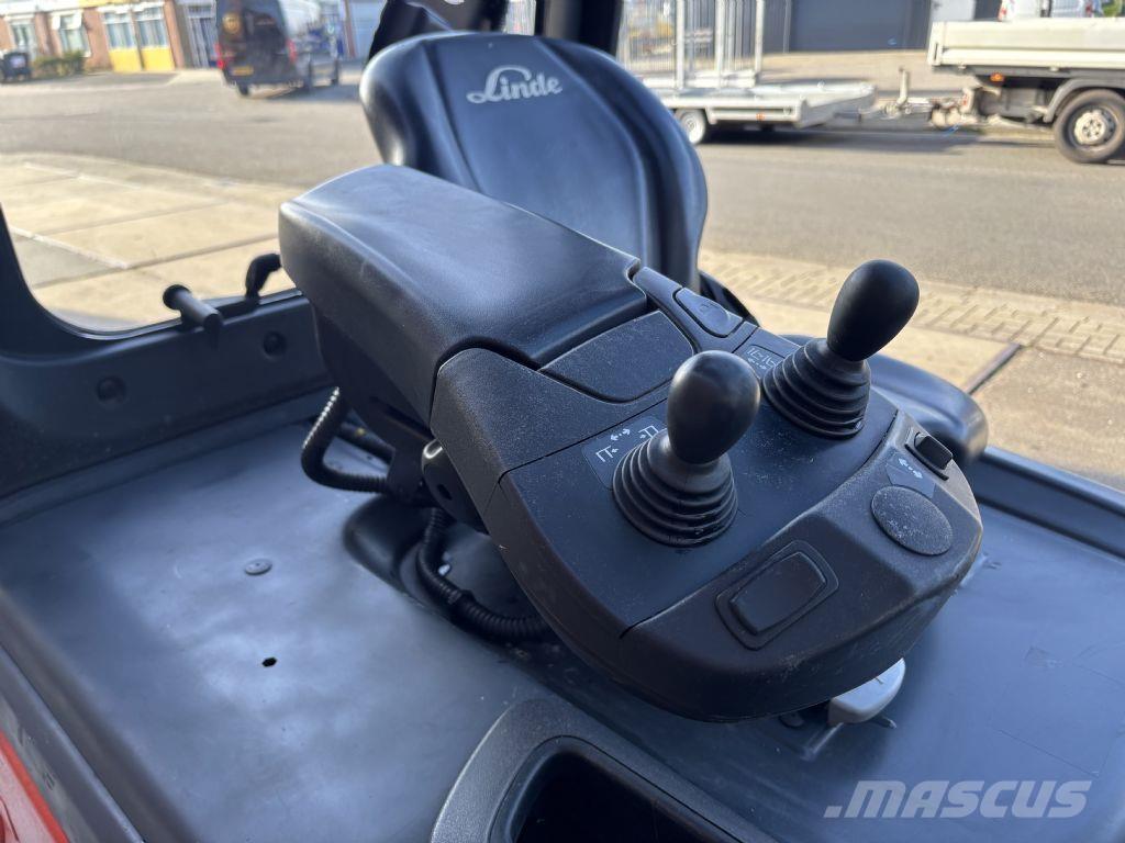 Linde E25HL-01/600 Elmotviktstruckar