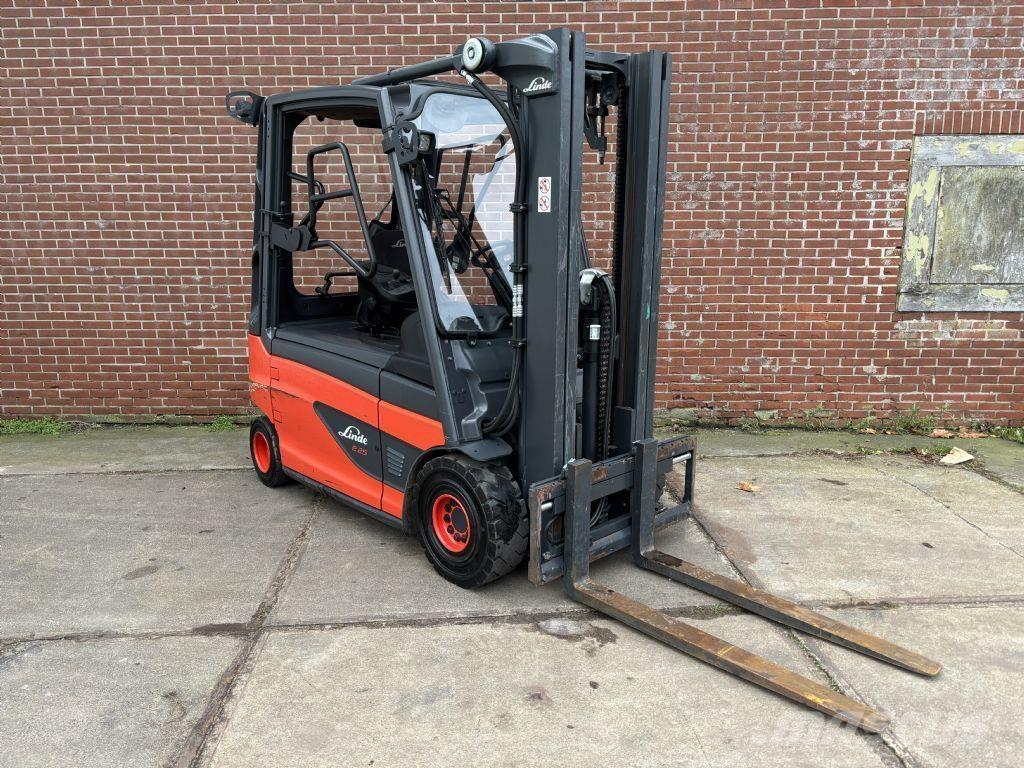 Linde E25L-01 Elmotviktstruckar