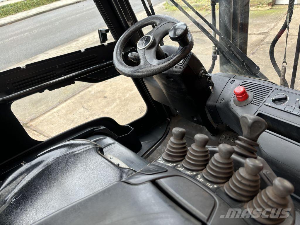 Linde E25L-01 Elmotviktstruckar