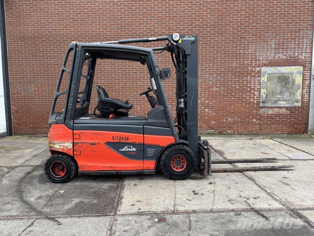 Linde E25PL Elmotviktstruckar