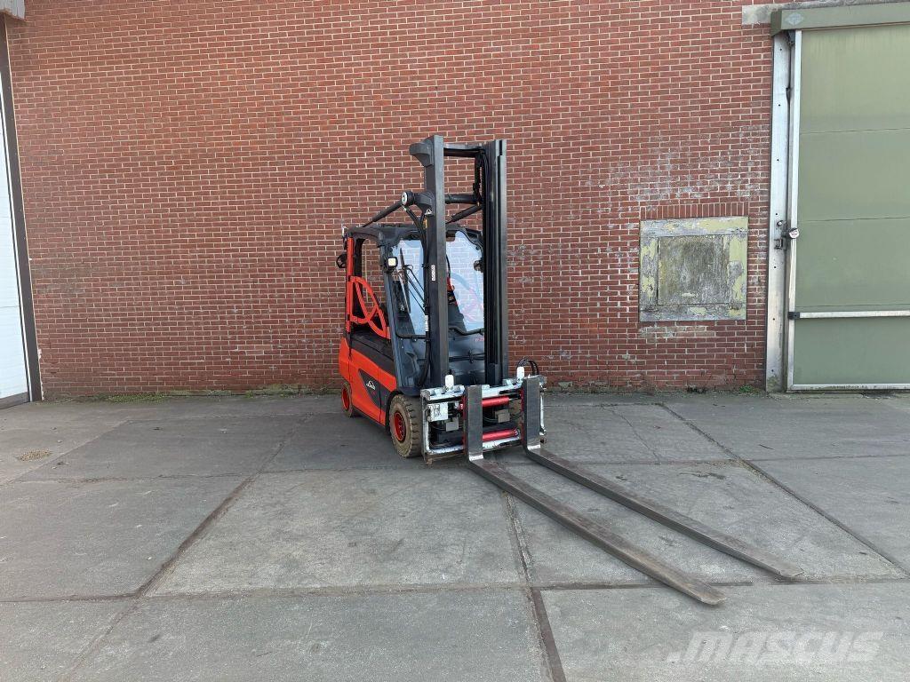 Linde E30-01 Elmotviktstruckar