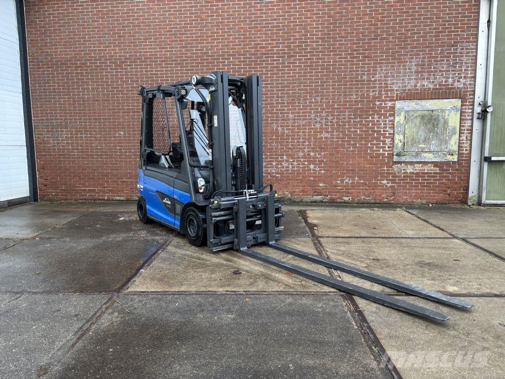Linde E30L-01 Elmotviktstruckar