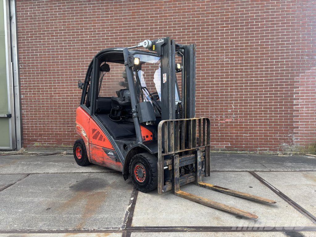 Linde H25D-02 Dieselmotviktstruckar