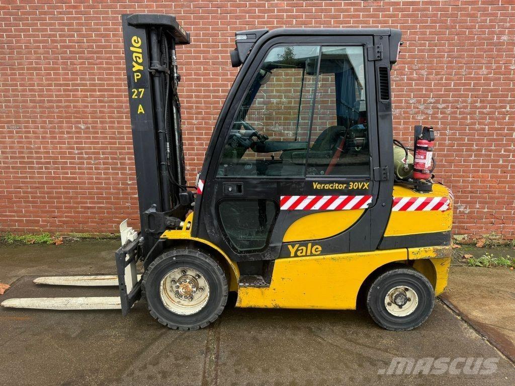 Yale GLP30VX Gasolmotviktstruckar