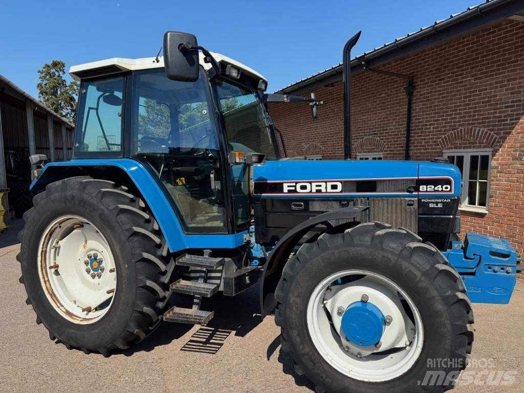 Ford 8240 SLE Traktorer