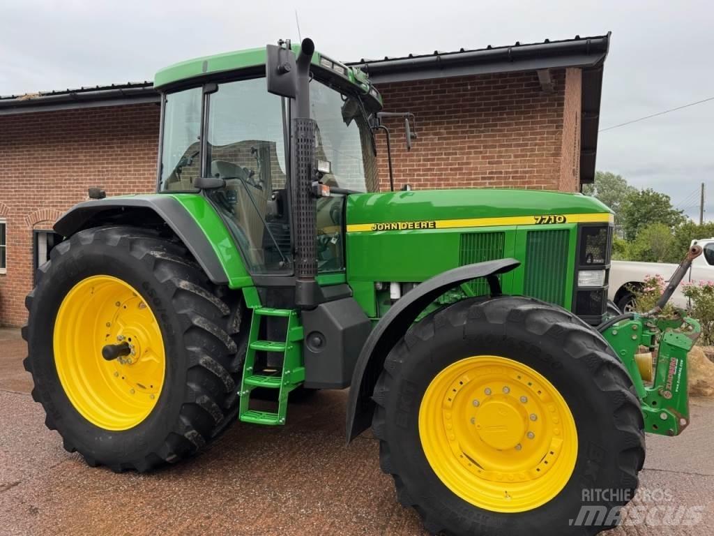 John Deere 7710 Traktorer
