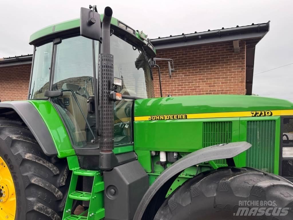 John Deere 7710 Traktorer