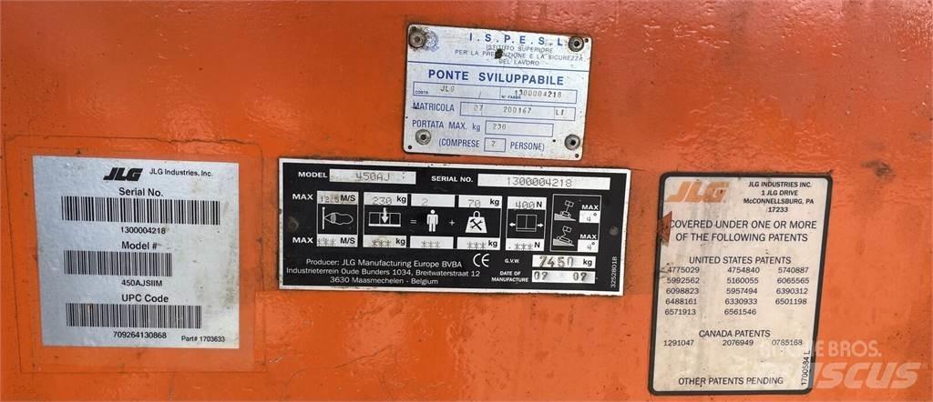 JLG  Bomliftar