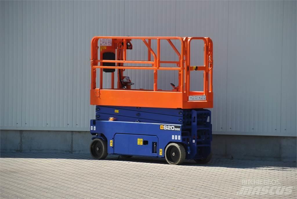 JCB S2032E Saxliftar