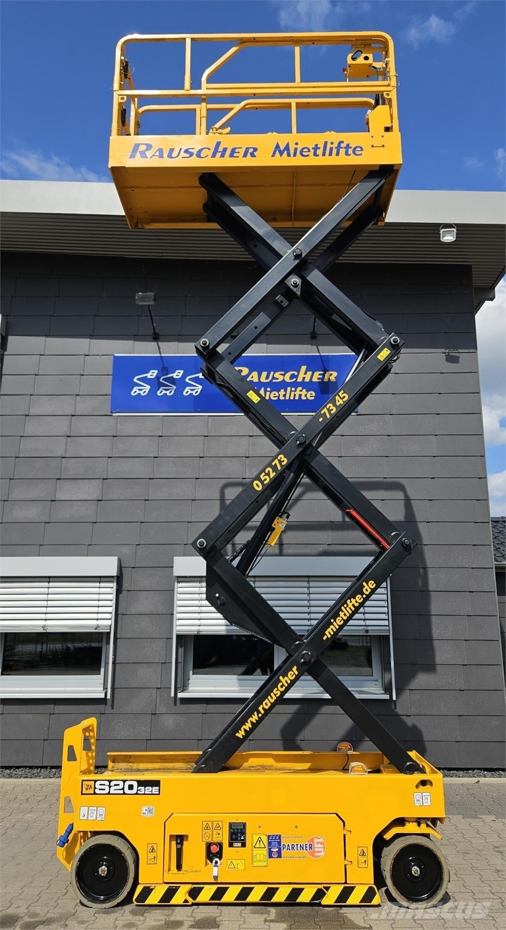 JCB S2032E Saxliftar