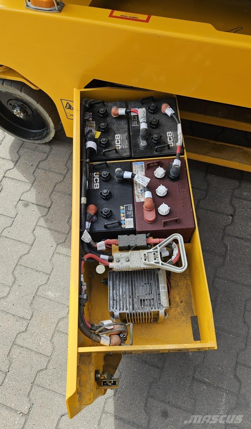 JCB S2646E Saxliftar