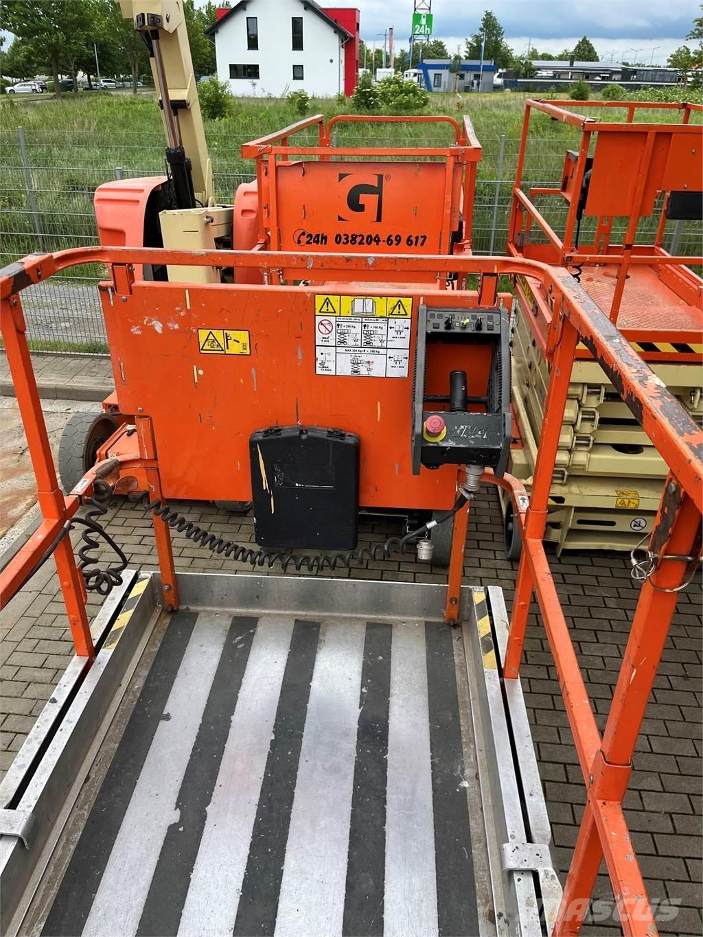 JLG 3246 ES Saxliftar