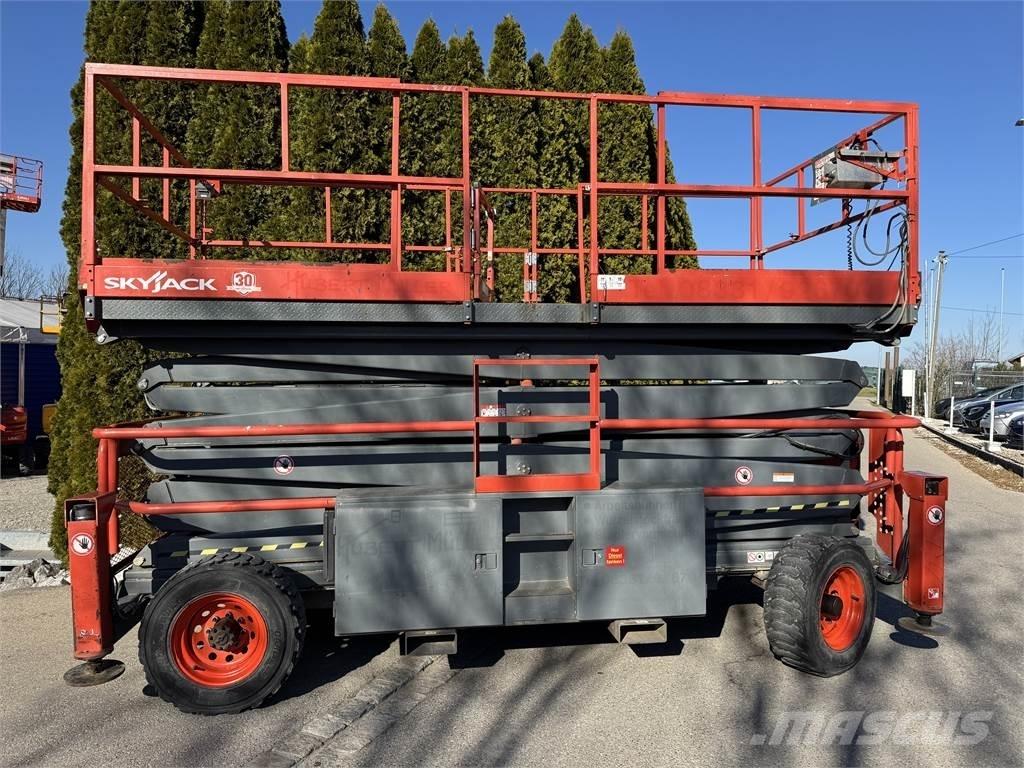 SkyJack SJ9250 Saxliftar