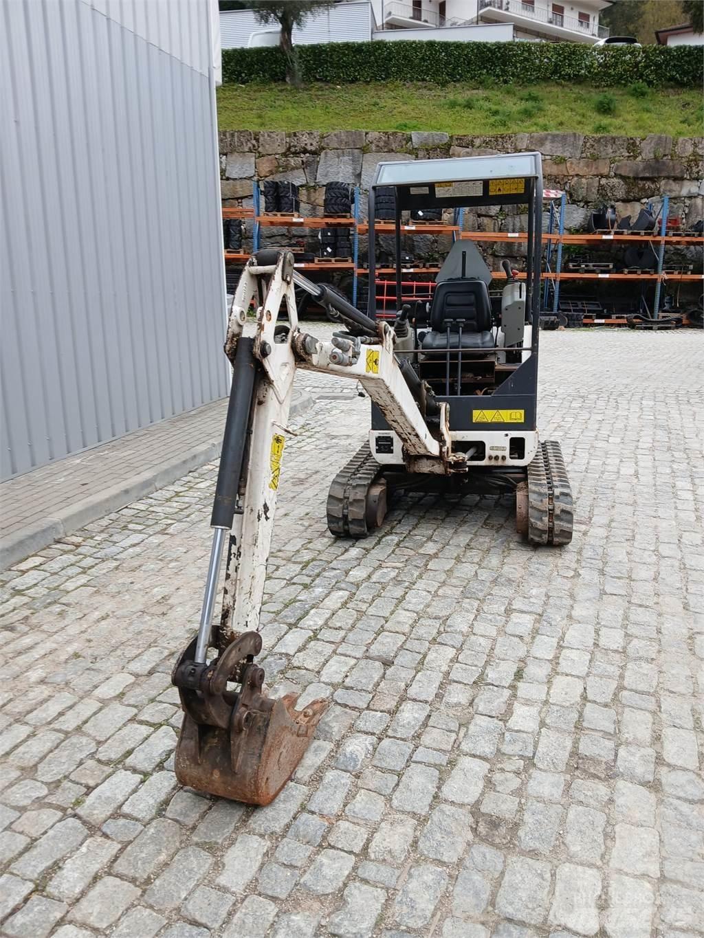 Bobcat 323 Minigrävare < 7t