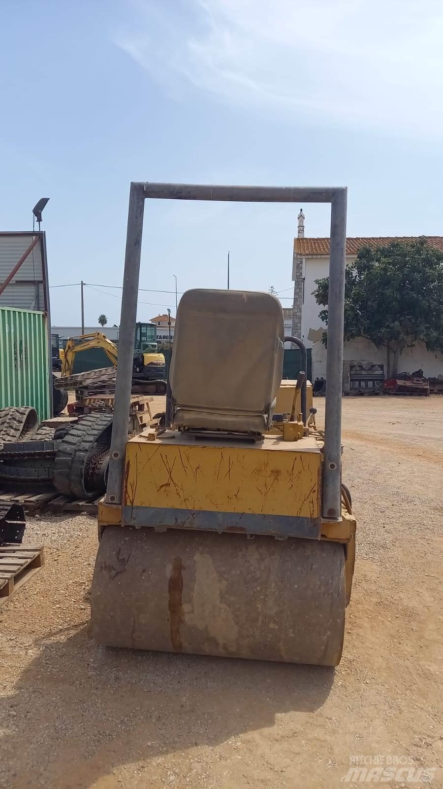 Bomag BW120AD Tvåvalsvältar