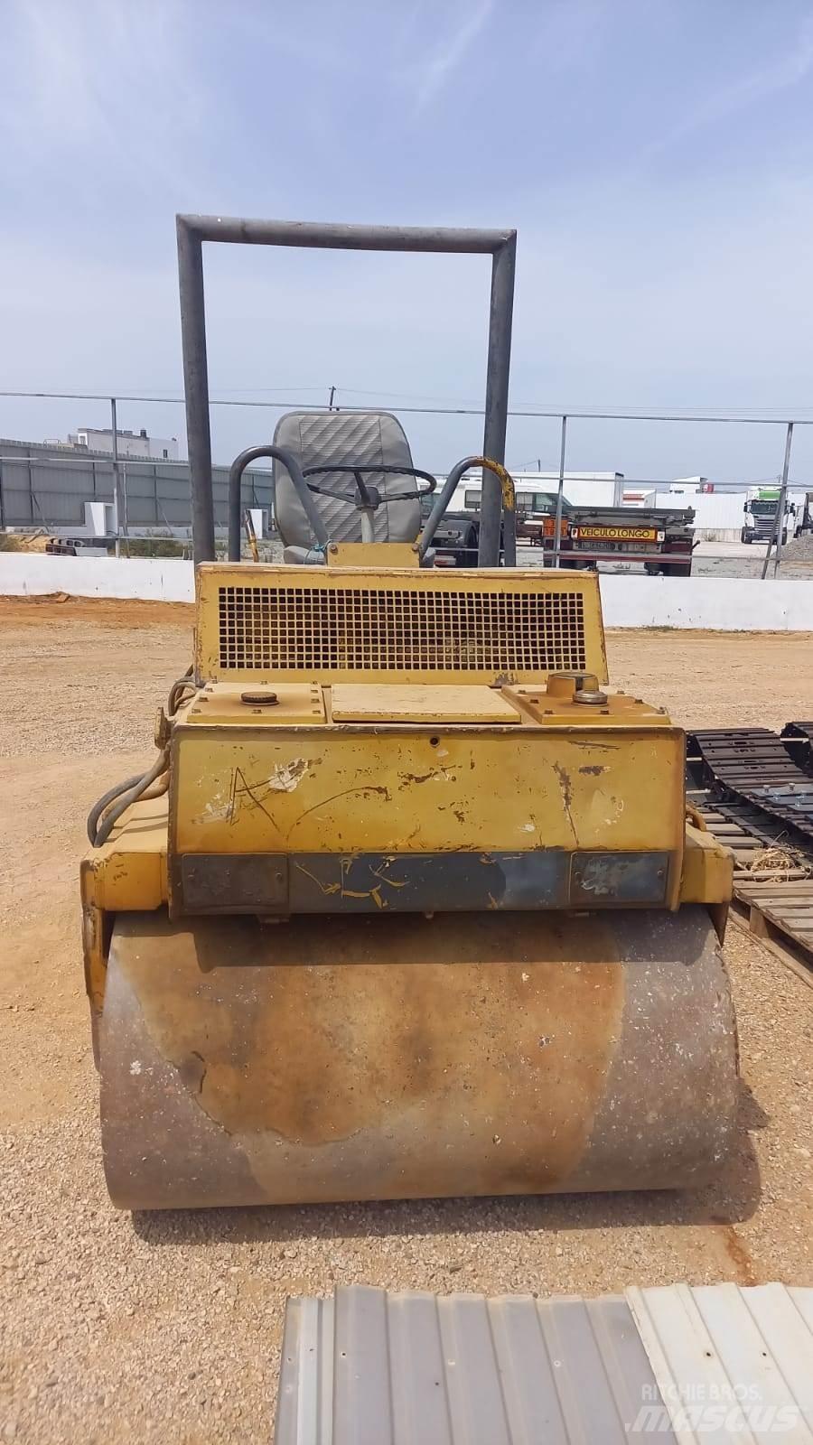 Bomag BW120AD Tvåvalsvältar