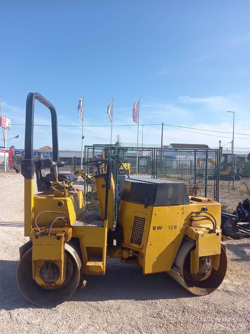 Bomag BW120AD Tvåvalsvältar