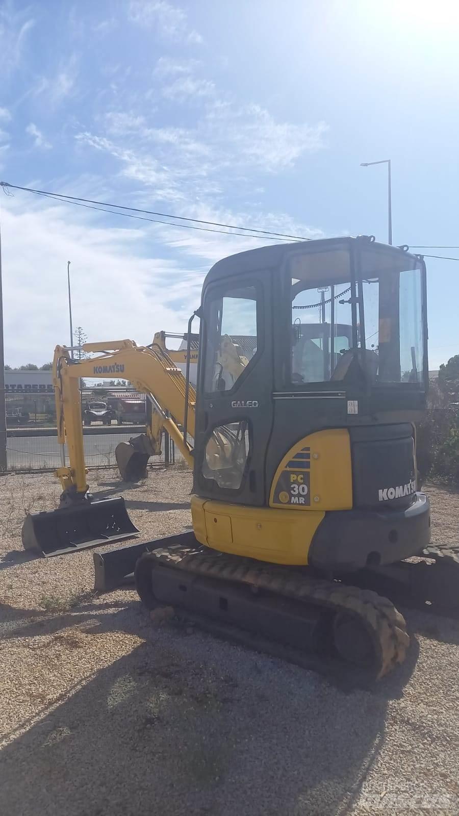 Komatsu PC30MR-2 Minigrävare < 7t